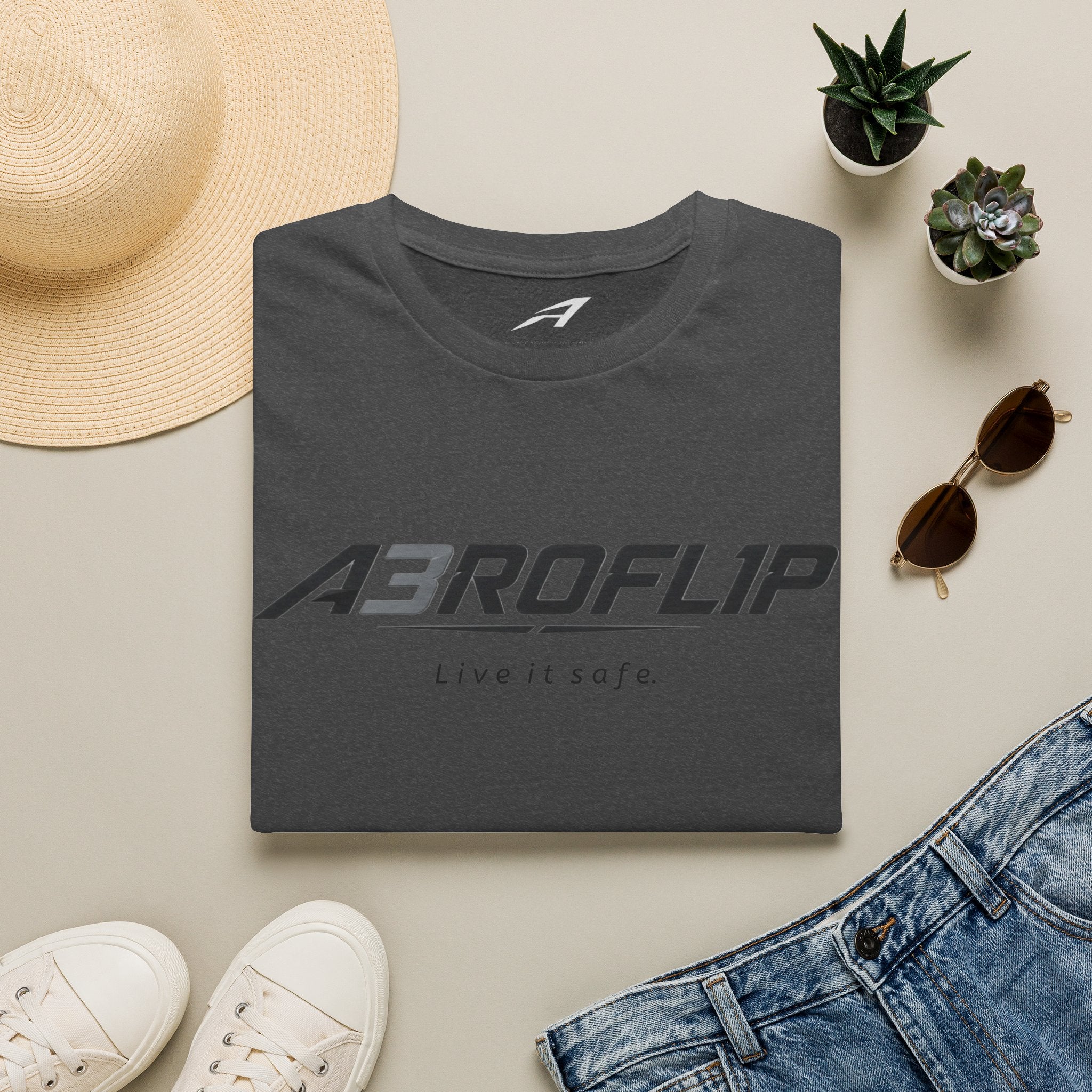 A3ROFL1P graphic t-shirt